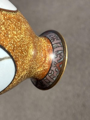 Lot 239 - A JAPANESE CLOISONNÉ ENAMEL VASE