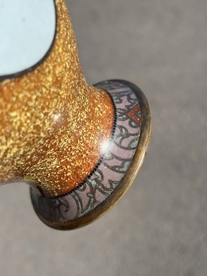 Lot 239 - A JAPANESE CLOISONNÉ ENAMEL VASE