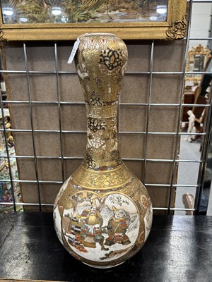 Lot 210 - A LARGE JAPANESE SATSUMA VASE