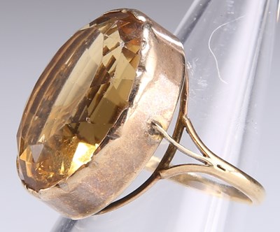 Lot 48 - A CITRINE DRESS RING