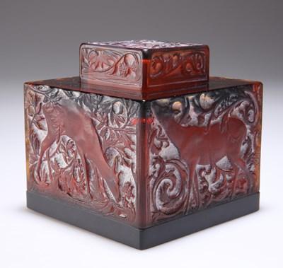 Lot 5 - RENÉ LALIQUE (FRENCH, 1860-1945), A PRE-WAR AMBER GLASS BIRCHES INKWELL, CIRCA 1913