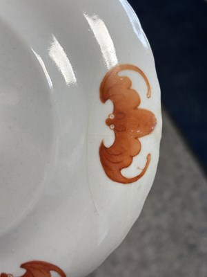 Lot 56 - A CHINESE FAMILLE ROSE PORCELAIN STAND