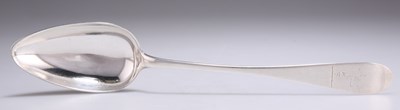 Lot 1125 - A GEORGIAN PROVINCIAL IRISH SILVER TABLE SPOON