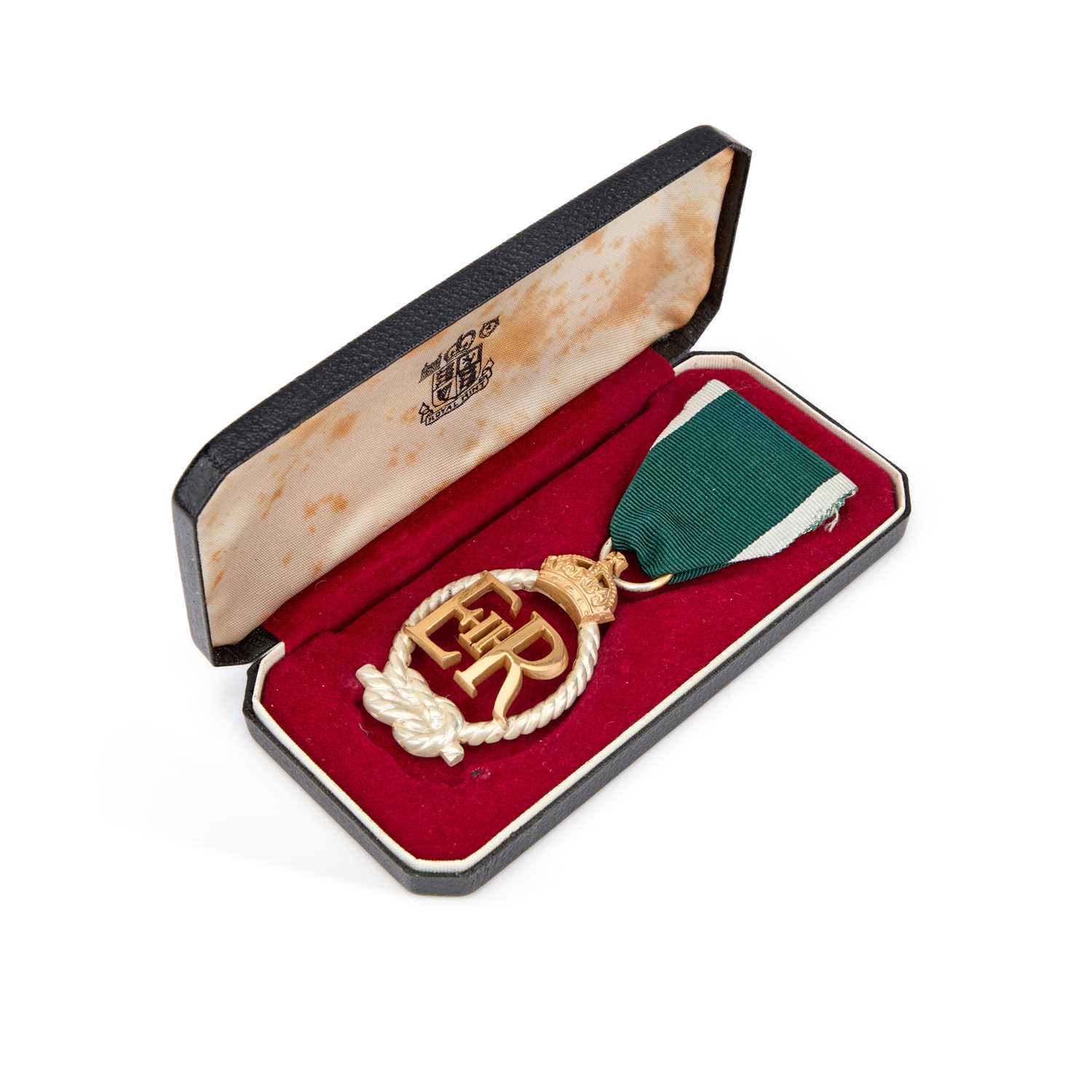 Lot 16 - AN ELIZABETH II ROYAL NAVAL RESERVE OFFICERS MEDAL