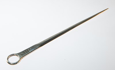 Lot 1158 - A GEORGE III SILVER MEAT SKEWER