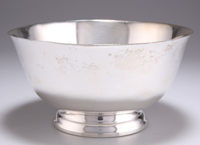 Lot 1020 - AN AMERICAN STERLING SILVER 'PAUL REVERE' BOWL