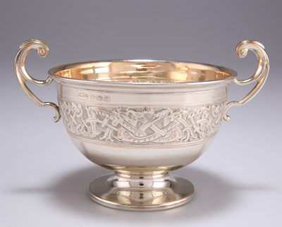 Lot 1401 - A GEORGE V SILVER TWO-HANDLED BOWL