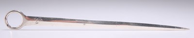 Lot 1234 - A GEORGE IV SILVER MEAT SKEWER