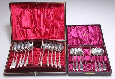 Lot 1111 - A GOOD SET OF TEN VICTORIAN SILVER TEASPOONS