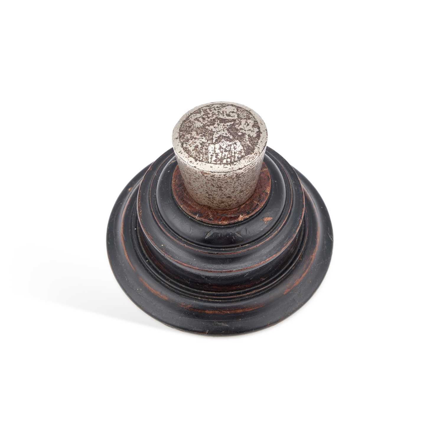 Lot 4 - TITANIC INTEREST: A STEEL DIVOT
