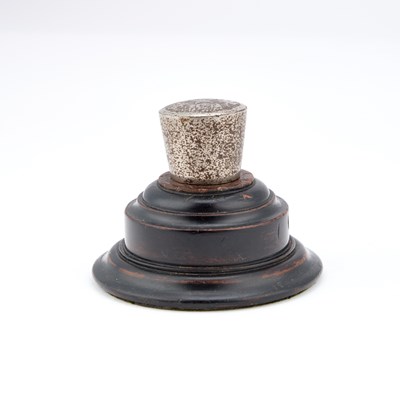 Lot 4 - TITANIC INTEREST: A STEEL DIVOT