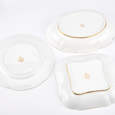 Lot 29 - A GROSVENOR CHINA DESSERT SERVICE