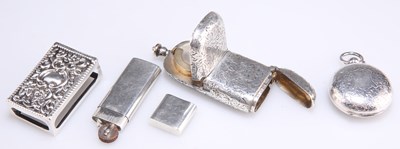 Lot 1110 - A SMALL MIXED GROUP OF SILVER, 20TH CENTURY