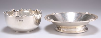 Lot 1318 - TWO SMALL SILVER BOWLS, VICTORIAN AND LATER