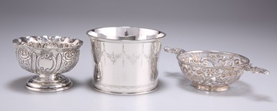 Lot 1106 - THREE SMALL SILVER BOWLS, VICTORIAN AND LATER