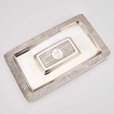 Lot 264 - AN ELIZABETH II SILVER PEN TRAY