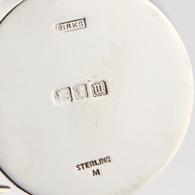 Lot 296 - A CANADIAN STERLING SILVER COCKTAIL SHAKER