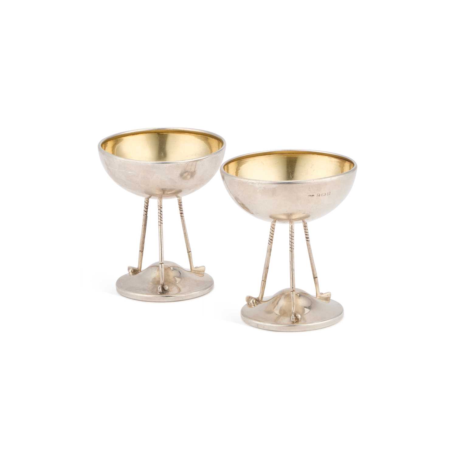 Lot 170 - A PAIR OF GEORGE V SILVER BON-BON DISHES