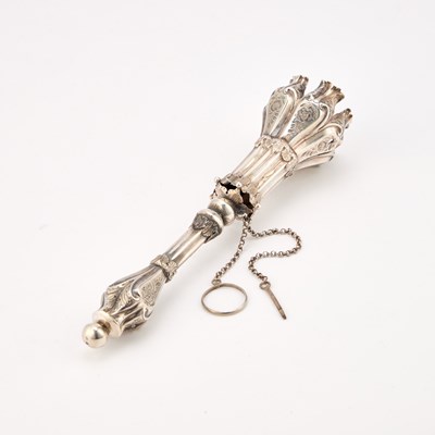 Lot 232 - A LARGE 19TH CENTURY CONTINENTAL SILVER POSY HOLDER