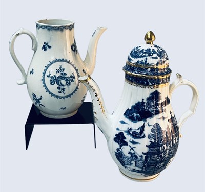 Lot 76 - A CAUGHLEY PAGODA COFFEE POT AND A WORCESTER COFFEE POT