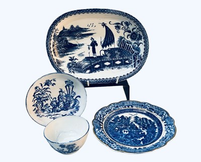 Lot 106 - FOUR PIECES OF CAUGHLEY BLUE AND WHITE