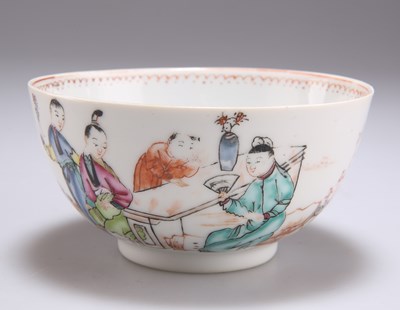 Lot 153 - AN 18TH CENTURY CHINESE BOWL