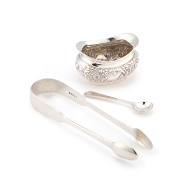 Lot 218 - A PAIR OF EARLY VICTORIAN SILVER SUGAR TONGS