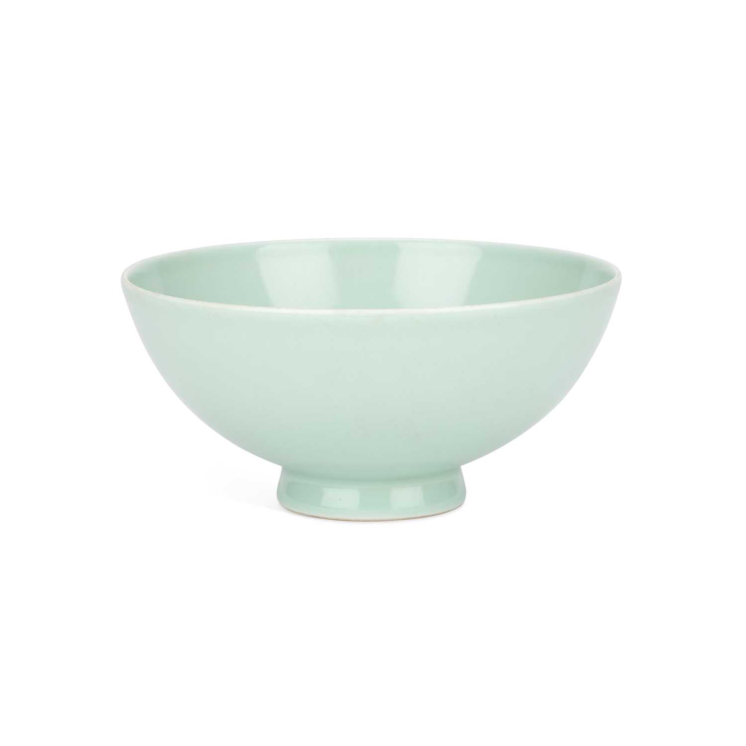Lot 106 - A CHINESE CELADON-GLAZED PORCELAIN BOWL
