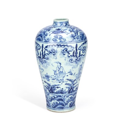 Lot 102 - A LARGE MING STYLE BLUE AND WHITE PORCELAIN MEIPING VASE