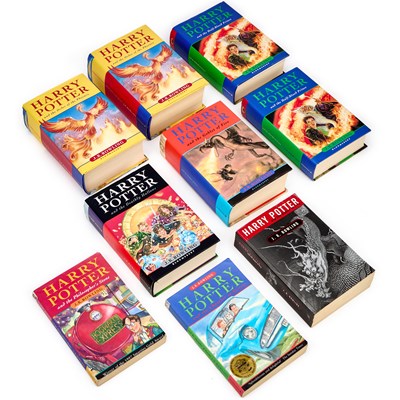 Lot 3 - A GROUP OF NINE HARRY POTTER BOOKS
