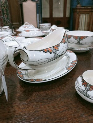 Lot 117 - AN EXTENSIVE COLLECTION OF CROWN DUCAL ORANGE TREE PATTERN CHINA