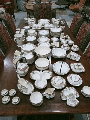 Lot 117 - AN EXTENSIVE COLLECTION OF CROWN DUCAL ORANGE TREE PATTERN CHINA