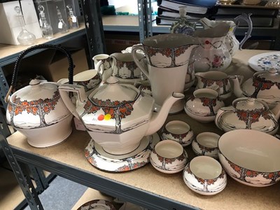 Lot 117 - AN EXTENSIVE COLLECTION OF CROWN DUCAL ORANGE TREE PATTERN CHINA