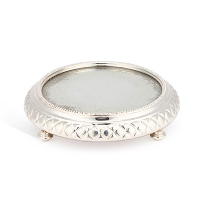 Lot 197 - A LATE VICTORIAN SILVER-PLATED MIRRORED PLATEAU