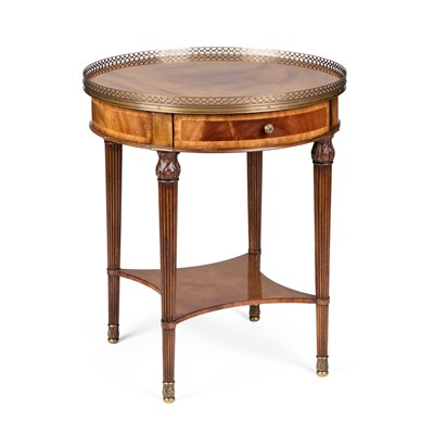 Lot 739 - A MAITLAND-SMITH MAHOGANY CIRCULAR SIDE TABLE