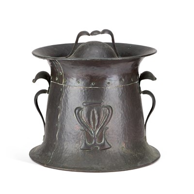 Lot 99 - AN ART NOUVEAU COPPER LOG BIN