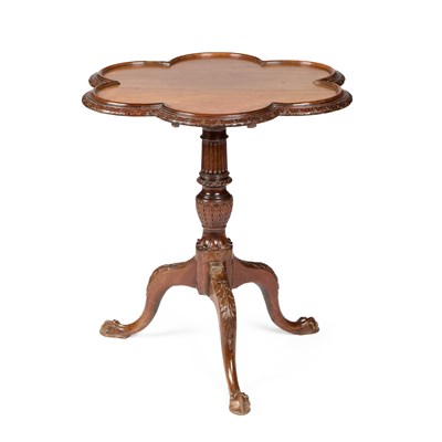 Lot 752 - A 19TH CENTURY MAHOGANY TILT-TOP TRIPOD TABLE