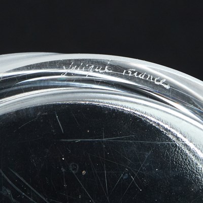 Lot 15 - A LALIQUE 'DAHLIA' BOX AND COVER