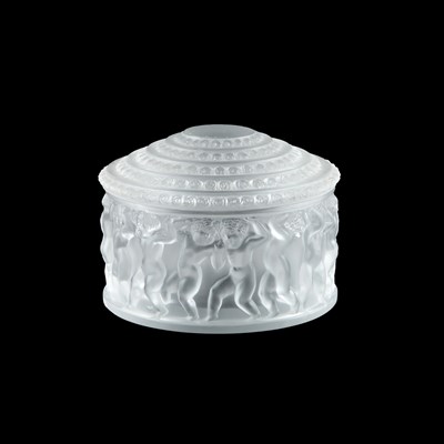 Lot 29 - A LALIQUE 'ENFANTS' BOX AND COVER