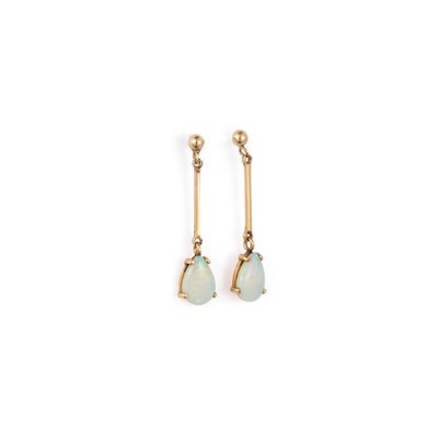 Lot 361 - A PAIR OF 9 CARAT GOLD OPAL PENDANT EARRINGS