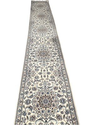 Lot 258 - A NAIN RUNNER