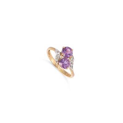 Lot 295 - A 9 CARAT GOLD AMETHYST TOI ET MOI RING