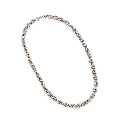 Lot 252 - A SILVER BYZANTINE LINK CHAIN NECKLACE