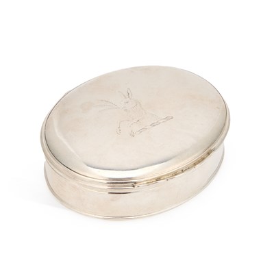 Lot 490 - A GEORGE II SILVER OVAL TOBACCO BOX