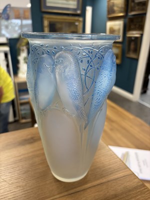 Lot 25 - RENÉ LALIQUE (FRENCH, 1860-1945), A 'CEYLAN' VASE