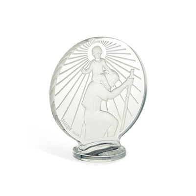 Lot 21 - RENÉ LALIQUE (FRENCH, 1860-1945), A 'ST CHRISTOPHER' CAR MASCOT