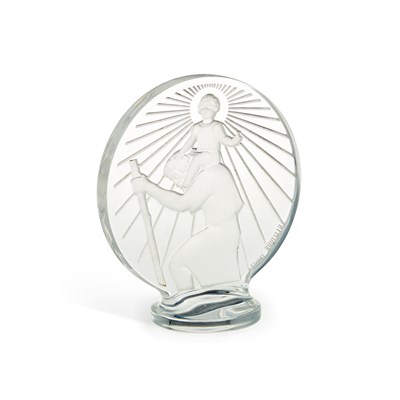Lot 21 - RENÉ LALIQUE (FRENCH, 1860-1945), A 'ST CHRISTOPHER' CAR MASCOT
