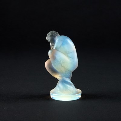 Lot 27 - RENÉ LALIQUE (FRENCH, 1860-1945), A 'SIRENE' CAR MASCOT