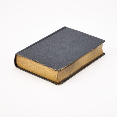Lot 552 - A DUNHILL NOVELTY BOOK LIGHTER