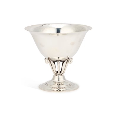Lot 153 - JOHAN ROHDE FOR GEORG JENSEN, A DANISH STERLING SILVER BOWL